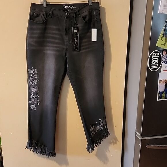 Georgeous DG2 JEANS SIZE 14 NWT - Picture 1 of 8